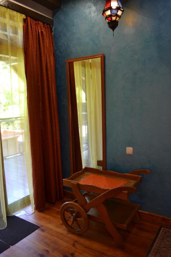 Romantic Guest House Kamianets-Podilsky Extérieur photo